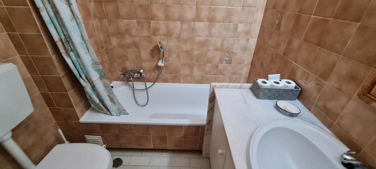 Donana 91 Apartment Lagos Exterior photo